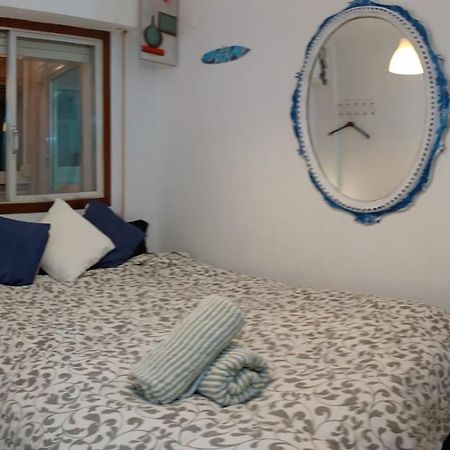 Blue Double Private Room At Front Beach - Habitacion Doble En La Playa Valencia Exterior photo