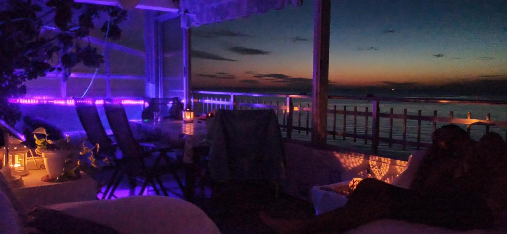 Blue Double Private Room At Front Beach - Habitacion Doble En La Playa Valencia Exterior photo